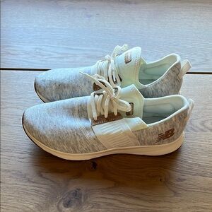 NWOT New Balance Gray and White Nergize Sneakers